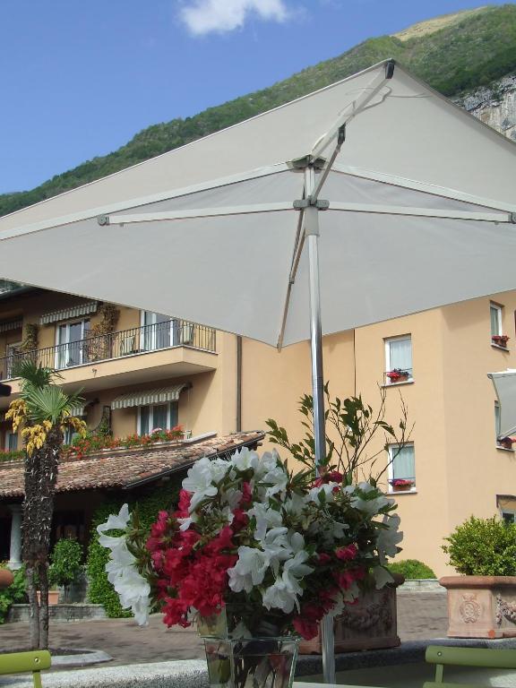 Villa Edy Apartments Tremezzina Pokój zdjęcie