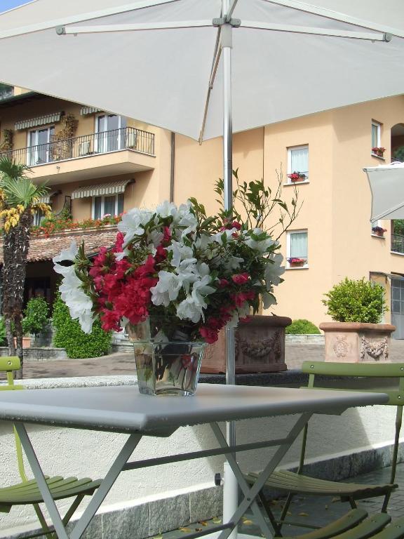 Villa Edy Apartments Tremezzina Pokój zdjęcie